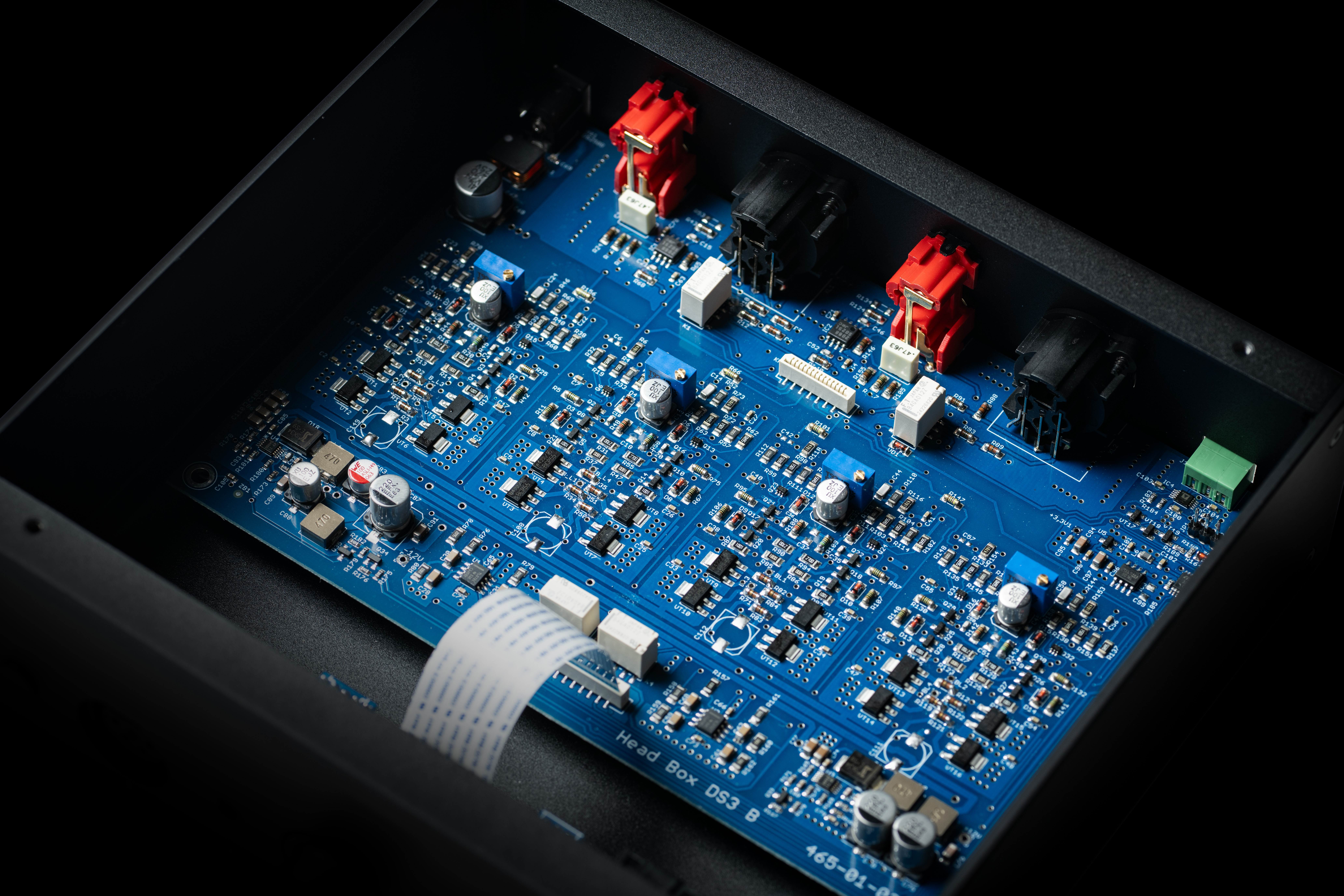 Head-Box-DS3-internals-2