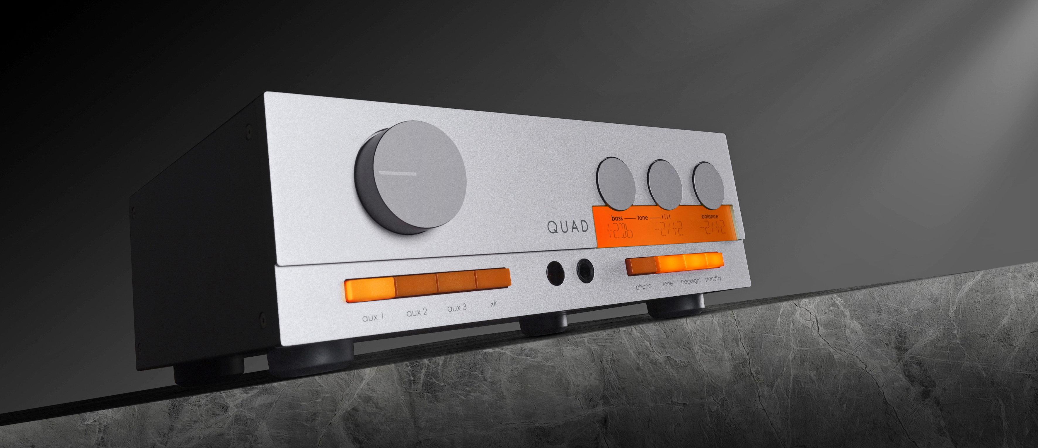 Foto 8 QUAD 33 e 303