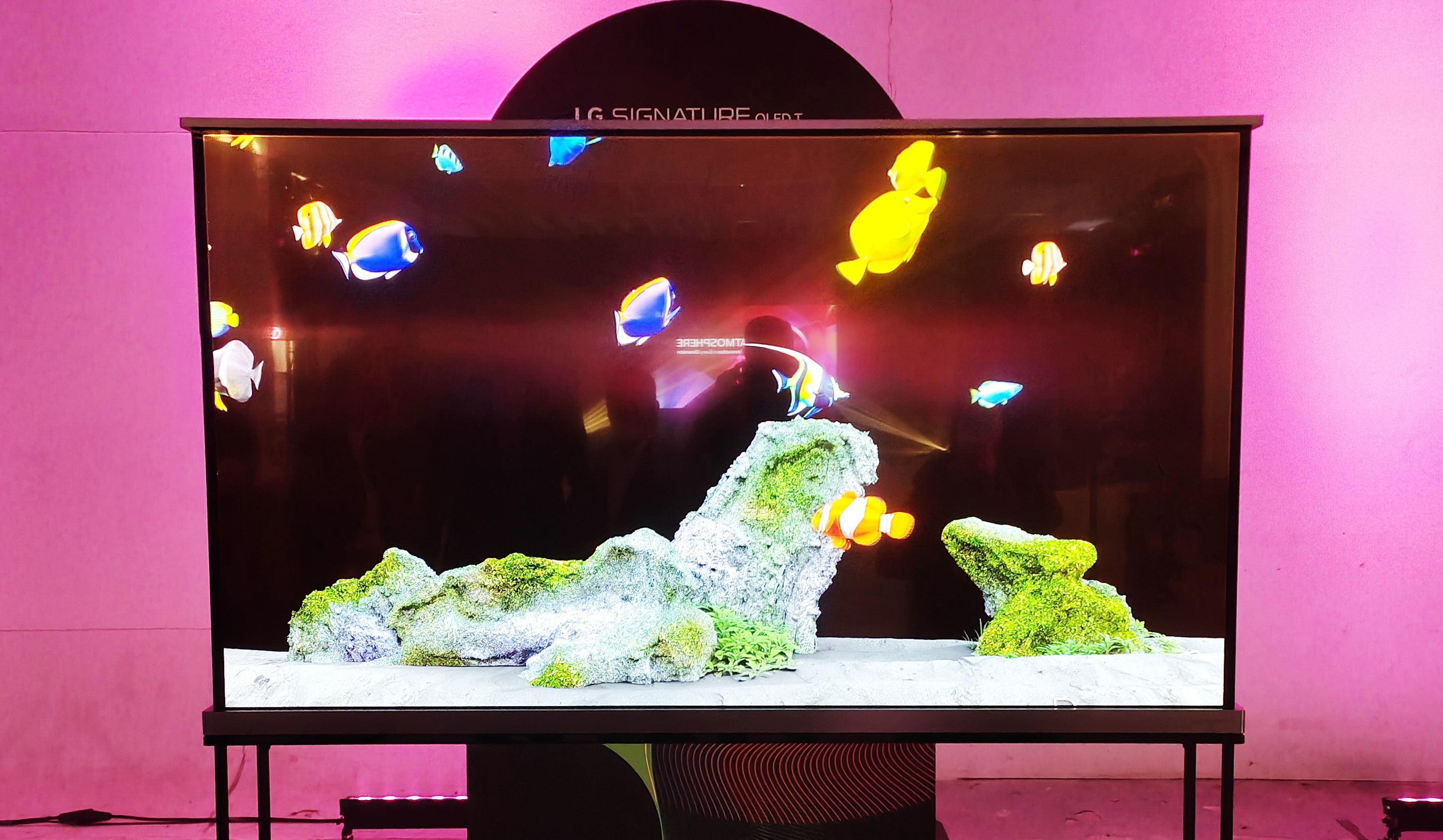 Foto 1 LG Atmosphere 