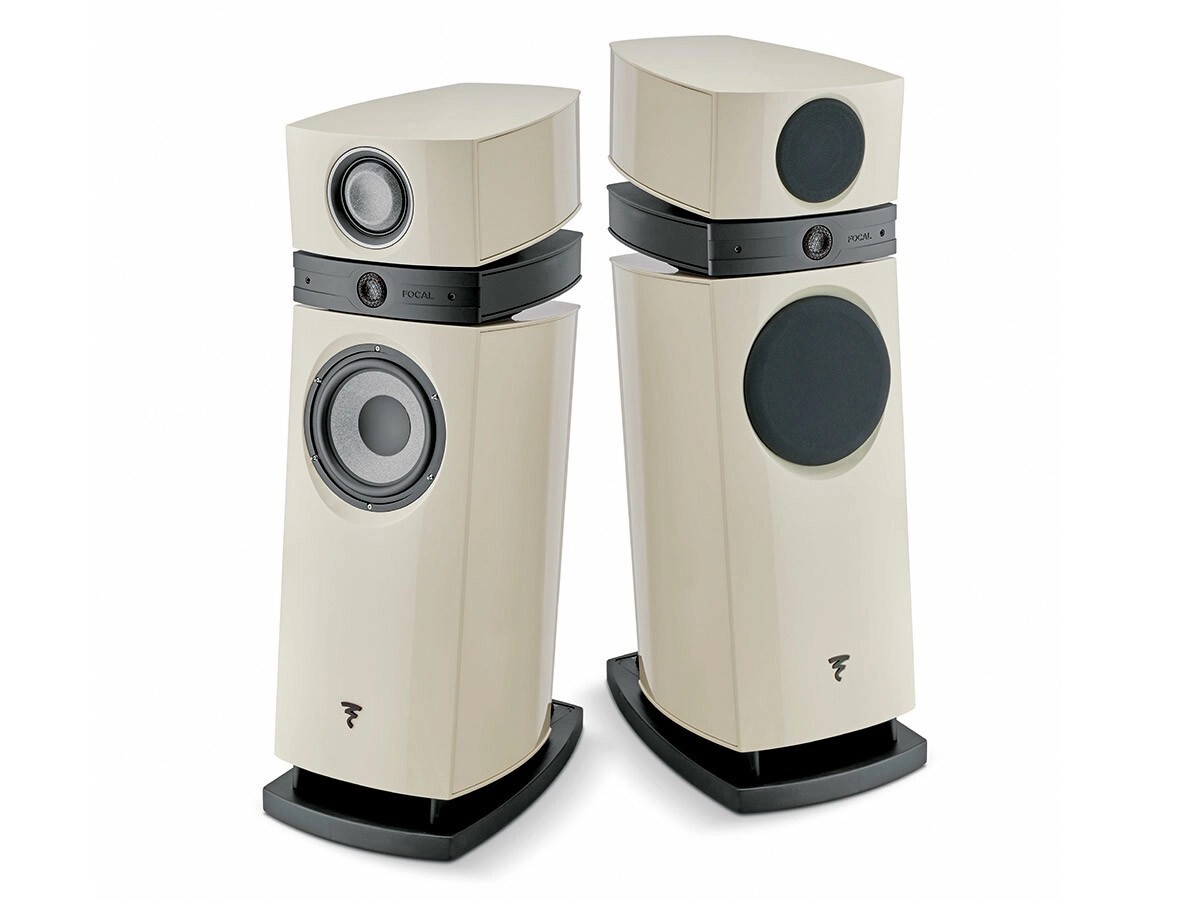 Focal-Scala-Evo-M-OFF-White-34-Couple-FrontWeb